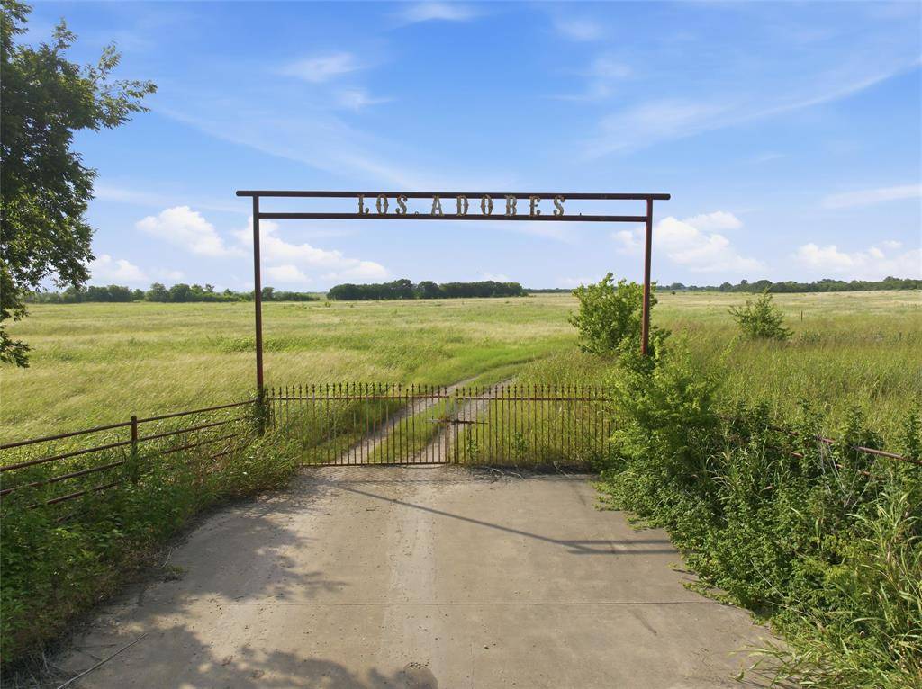 2519 Hwy 7 Highway, Chilton, TX 76632