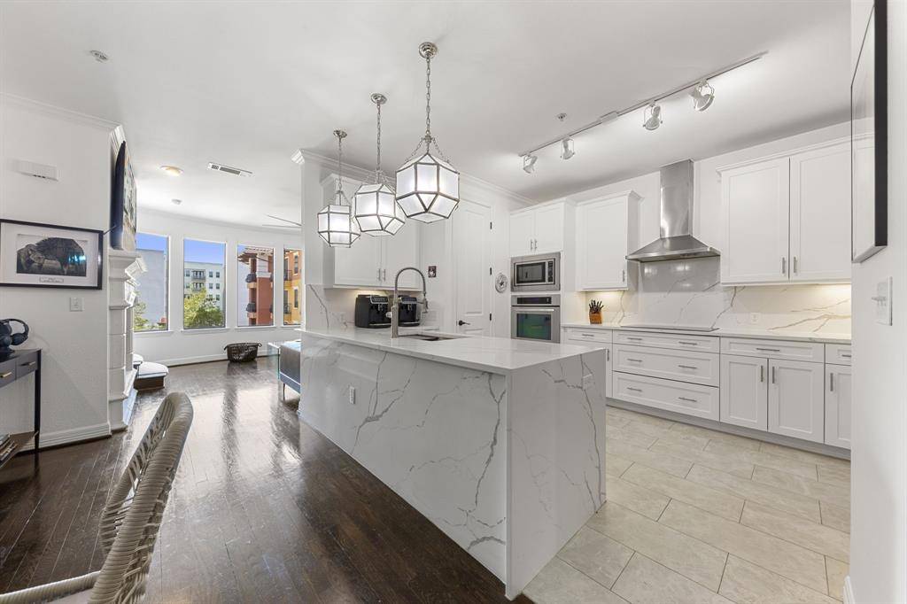 8616 Turtle Creek Boulevard #412, Dallas, TX 75225