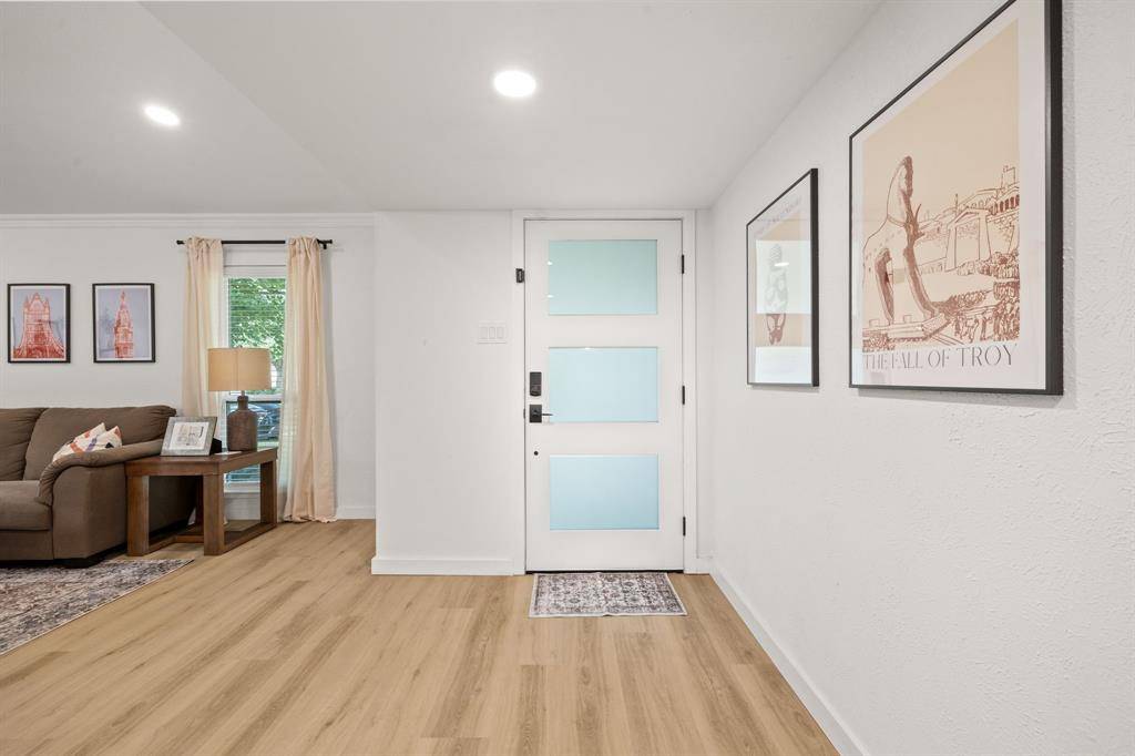 9306 Rolling Rock Lane, Dallas, TX 75238