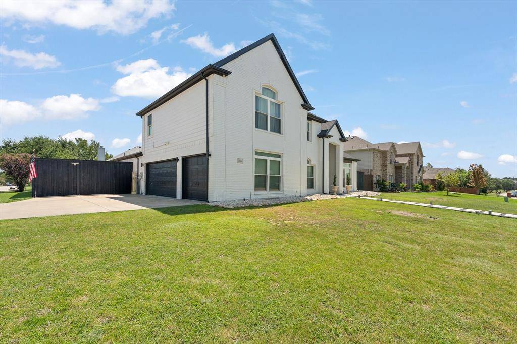 2814 Saint Maria Drive, Mansfield, TX 76063