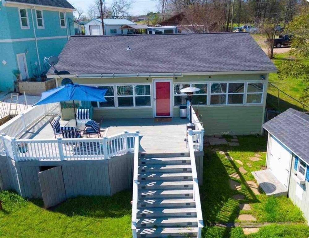 224 Pinoak Drive, Mabank, TX 75156