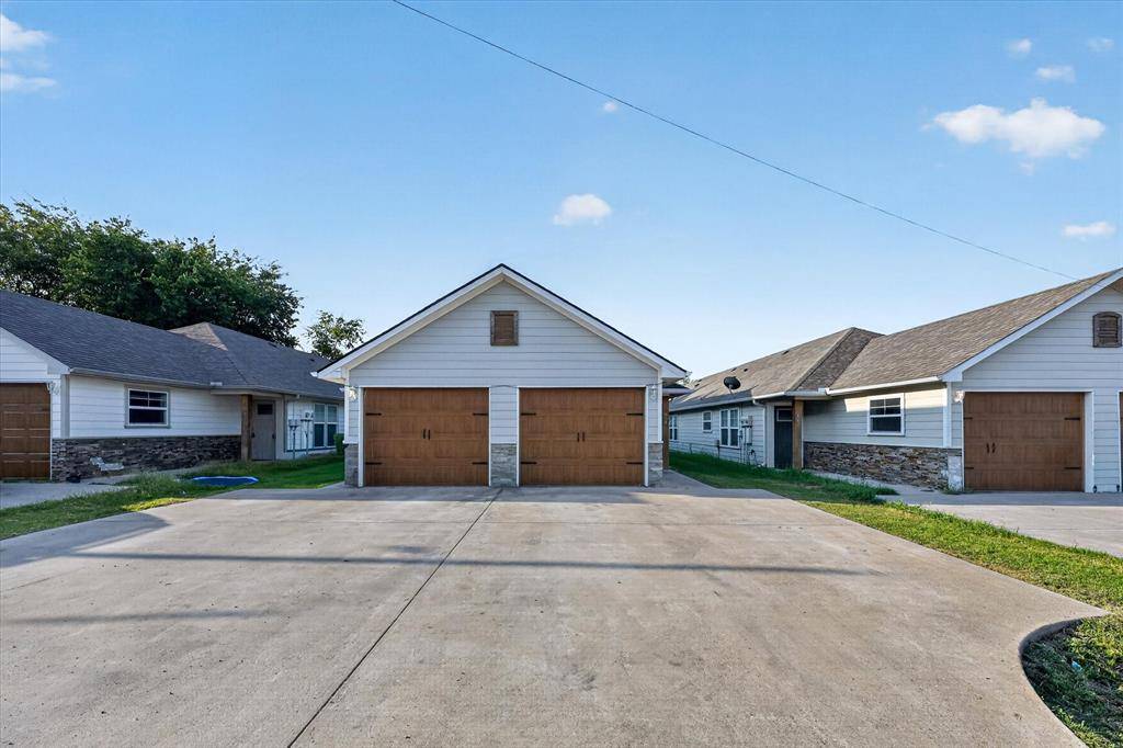 608 E College Street #608, Sherman, TX 75090