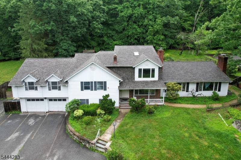 105 Ricker Dr, Ringwood Boro, NJ 07456