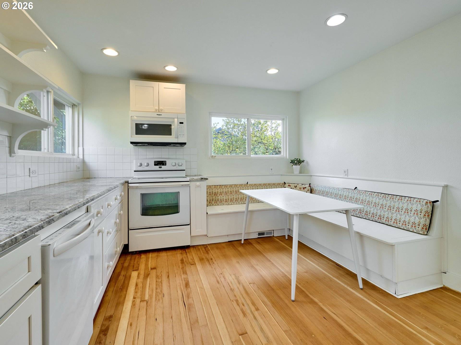 112 NW 3RD AVE, Canby, OR 97013