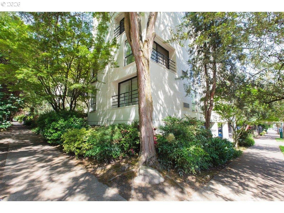 1937 NW HOYT ST #106, Portland, OR 97209