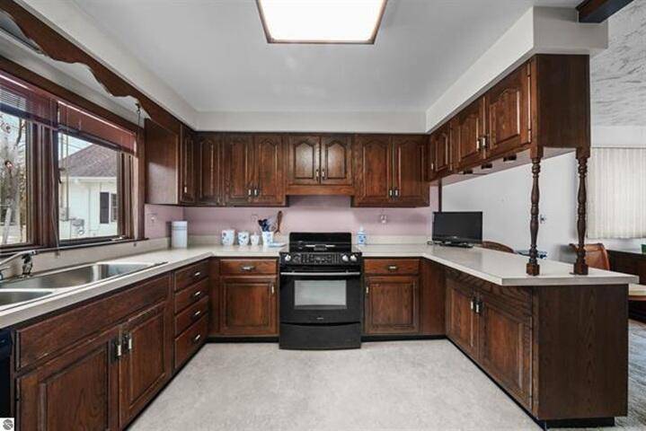 5403 E M 55, Cherry Grove Twp, MI 49601