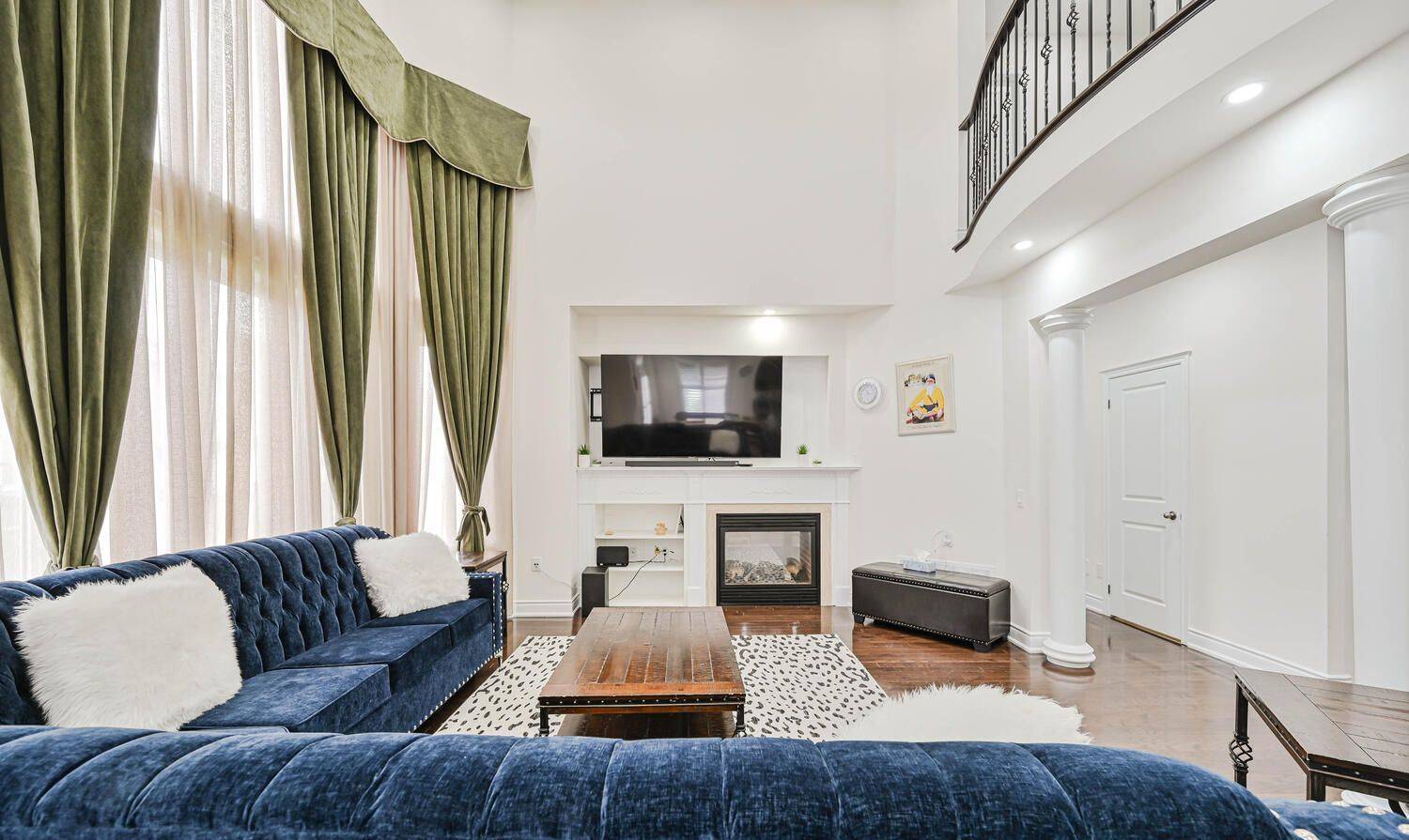 37 Scotchmere CRES, Brampton, ON L6P 3A6