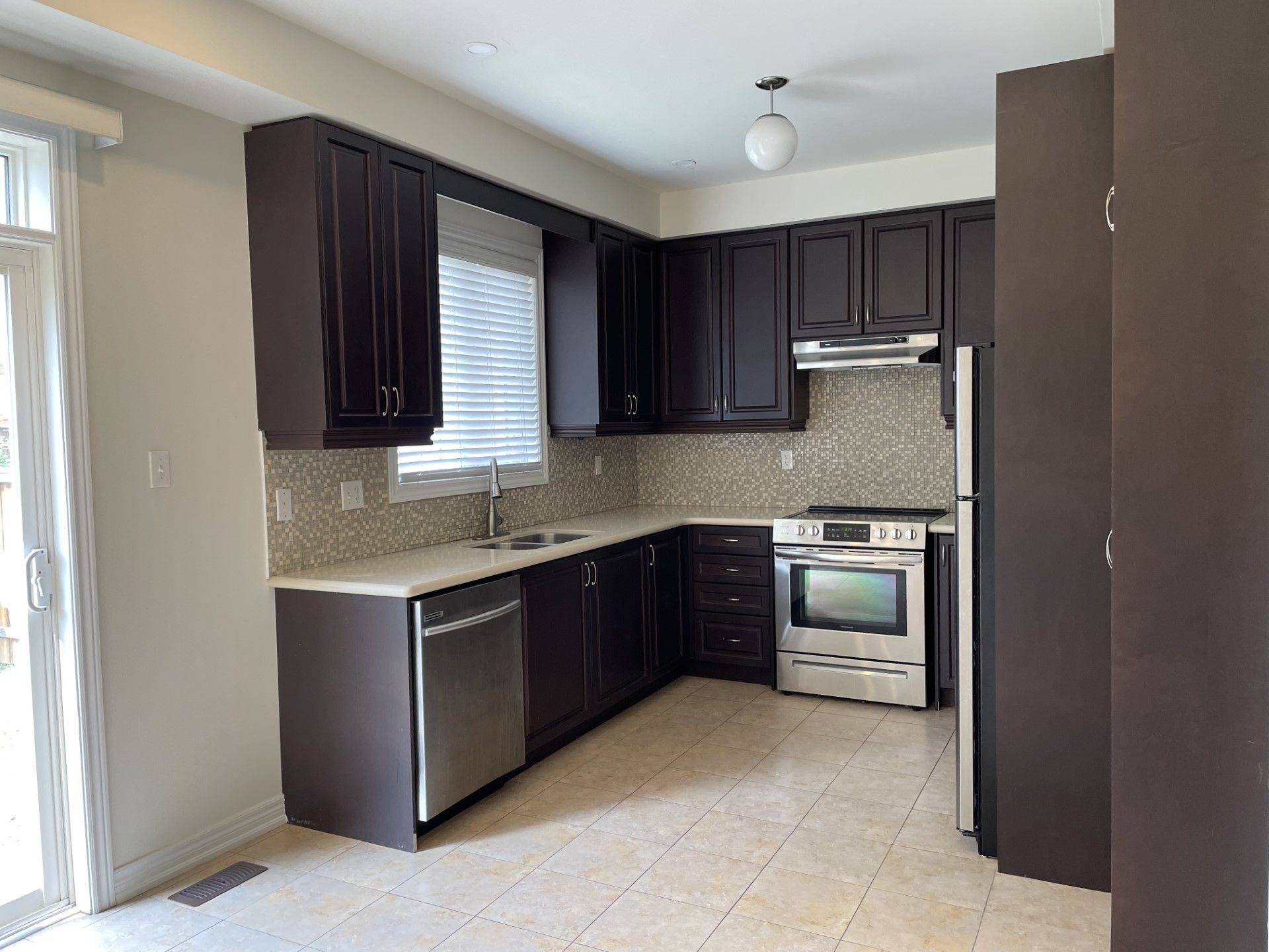 3211 Edwyna DR, Mississauga, ON L5M 0V3