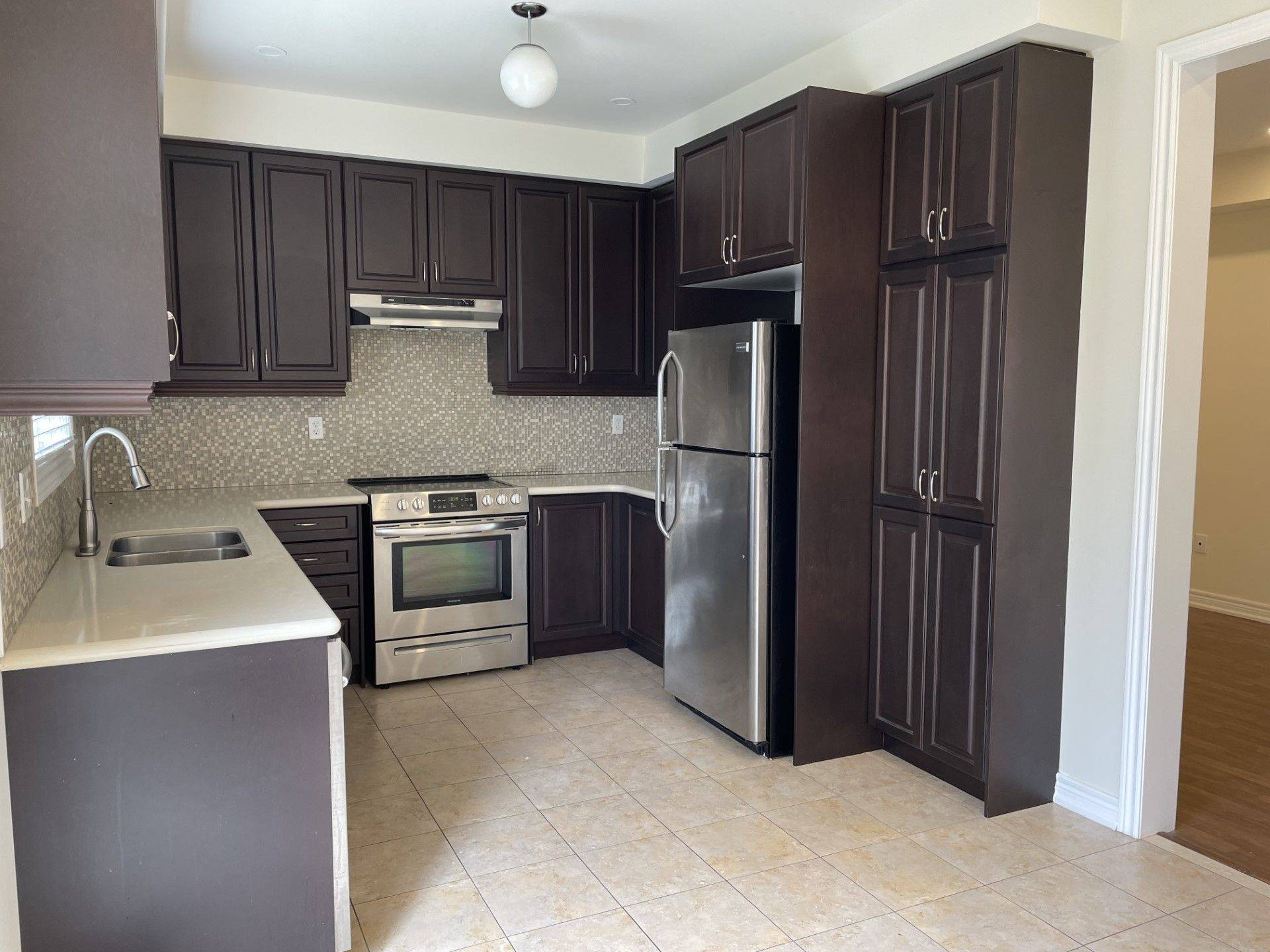 3211 Edwyna DR, Mississauga, ON L5M 0V3