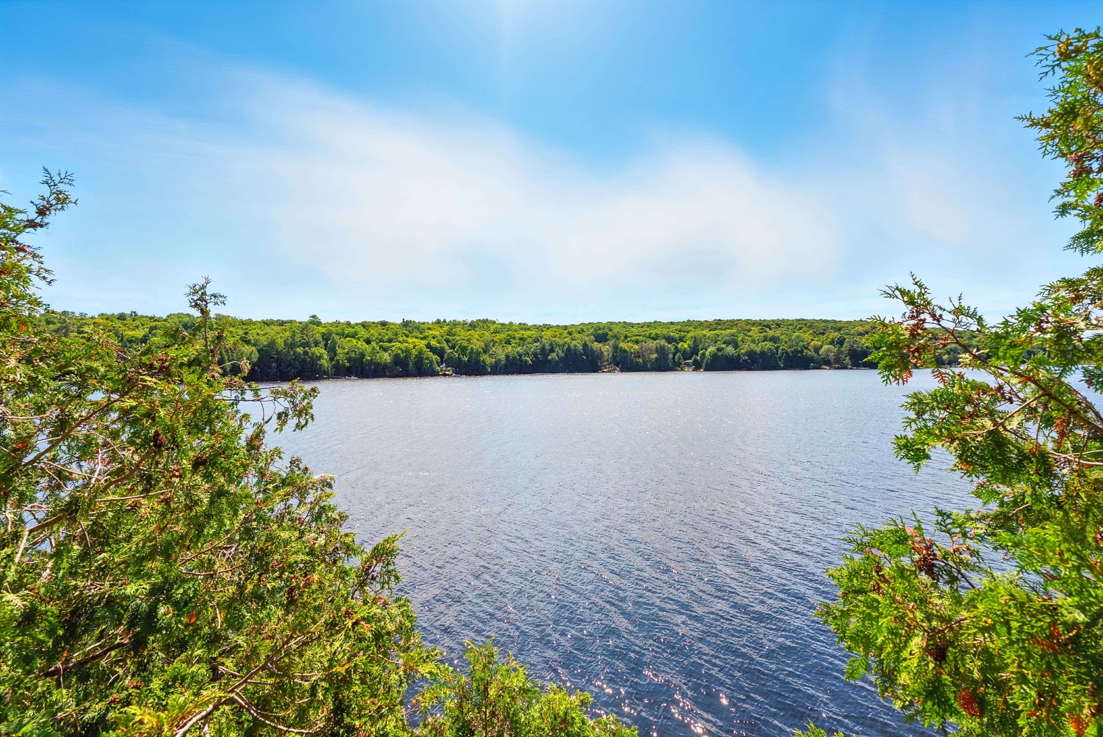 1023 McCabe RD, Lake Of Bays, ON P0B 1A0