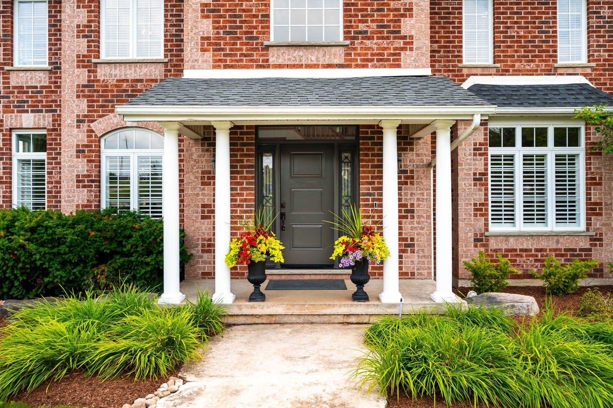 44 Woodland DR, East Garafraxa, ON L9W 6B7