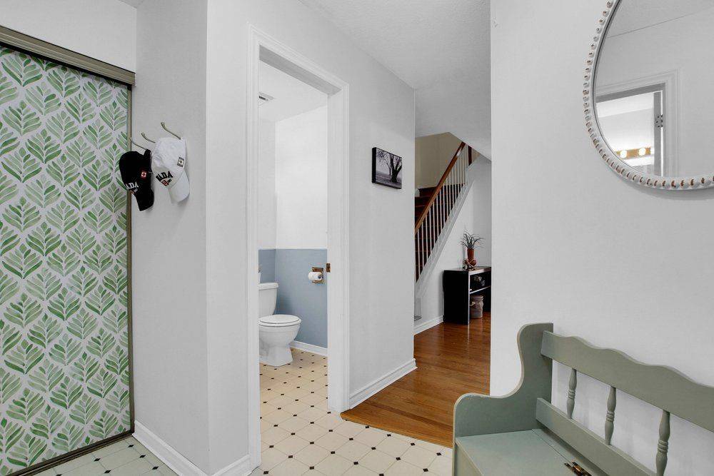 50 Burlington CRES, Hunt Club - South Keys And Area, ON K1T 3K7