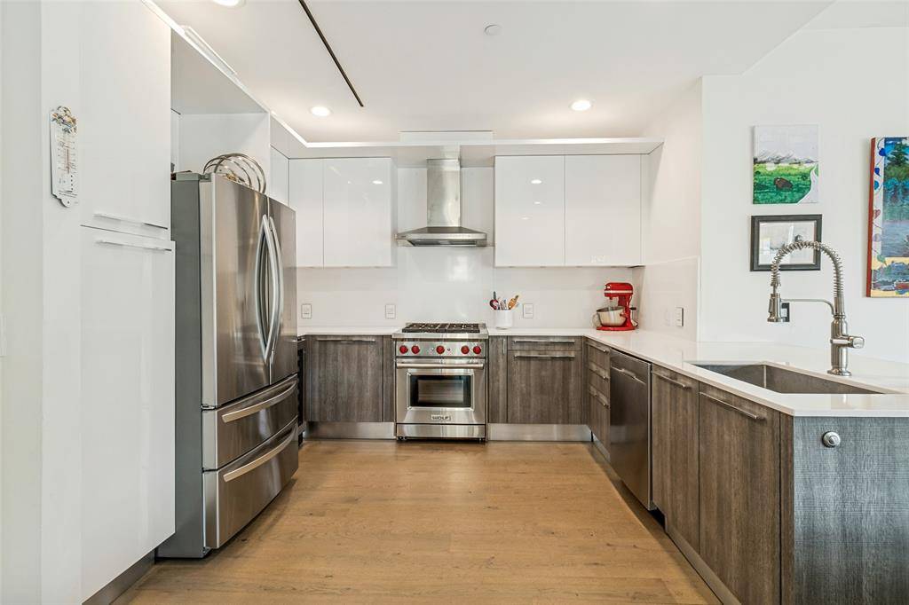 3923 Cole Avenue #102, Dallas, TX 75204
