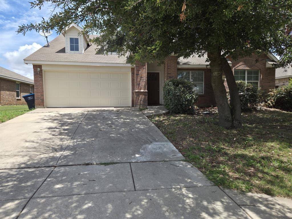 4016 Tarpon Springs Drive, Fort Worth, TX 76123