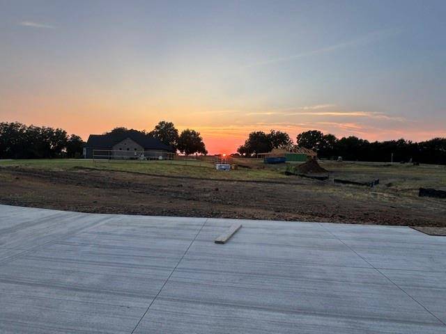 69 Luther Lane, Sherman, TX 75090