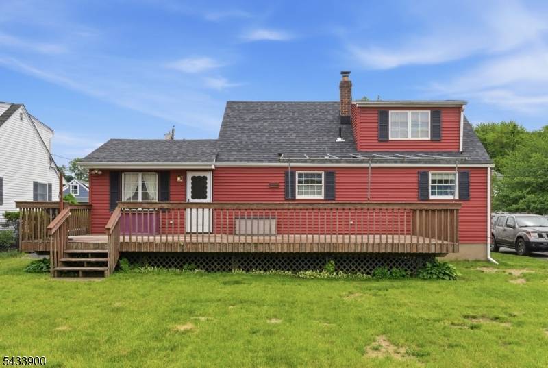 9 Winding Way, Pequannock Twp., NJ 07444