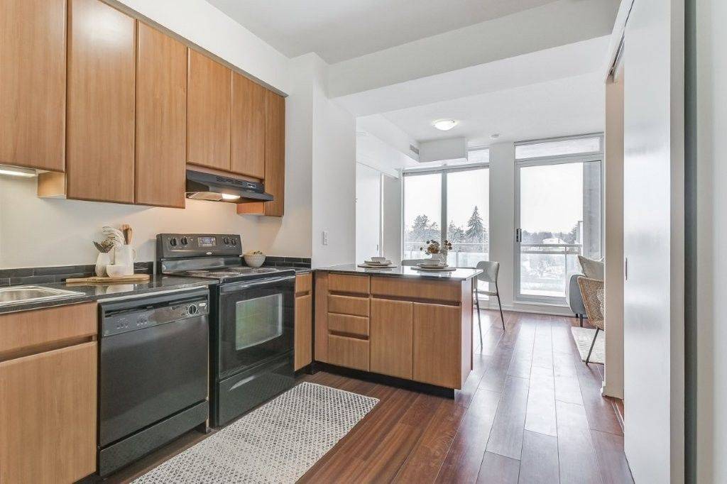 30 Canterbury PL #501, Toronto C07, ON M2N 0B9