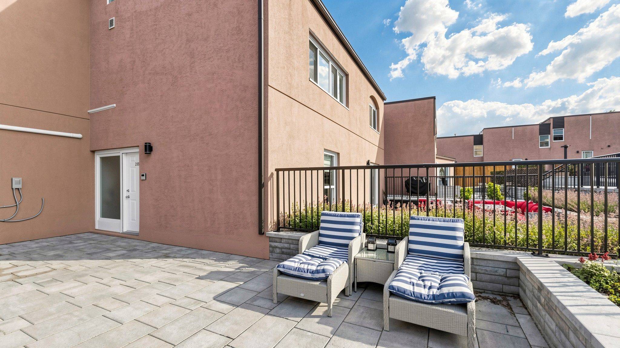 3060 Constitution BLVD #289, Mississauga, ON L4Y 3X8