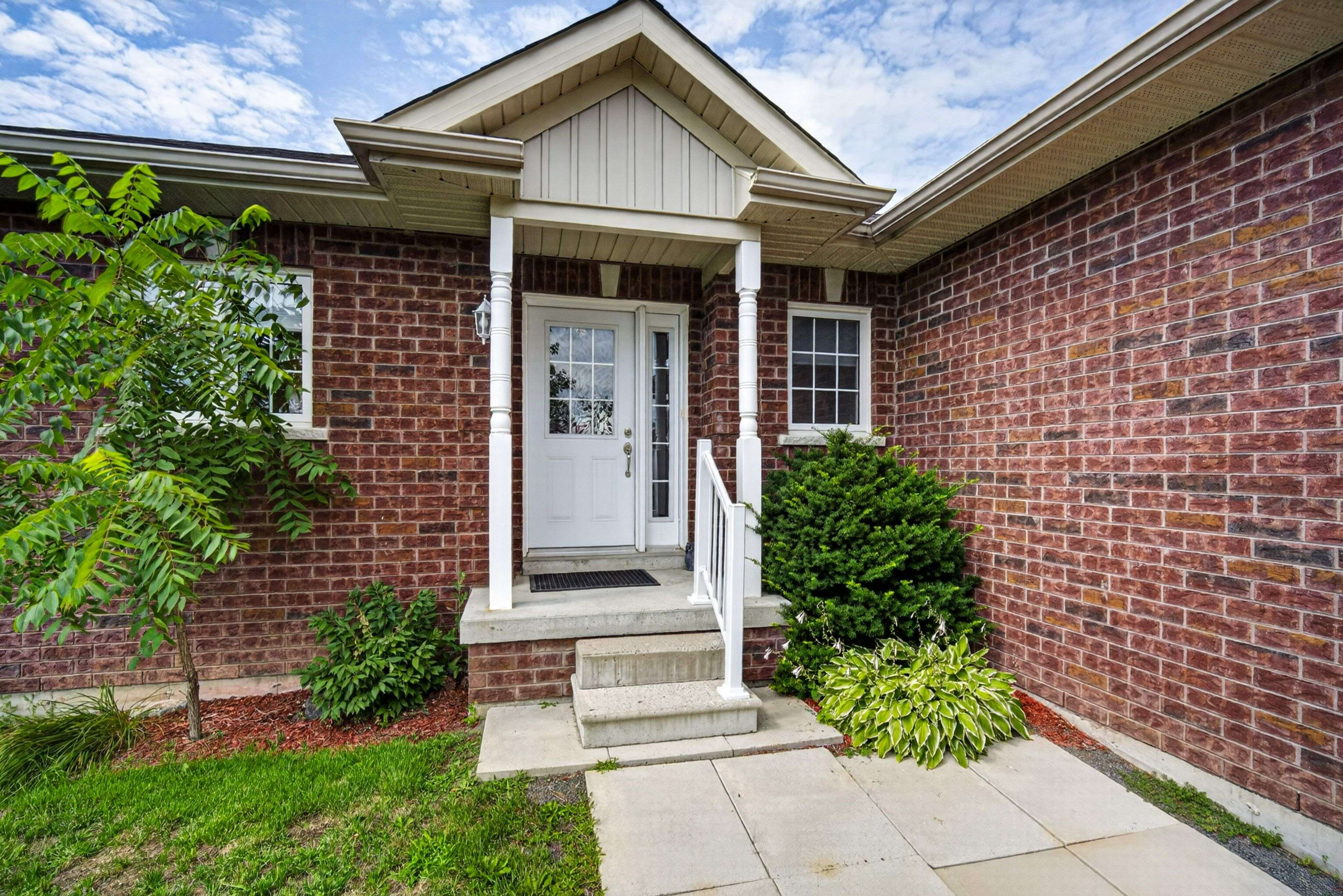 6 Maple AVE E, Asphodel-norwood, ON K0L 2V0