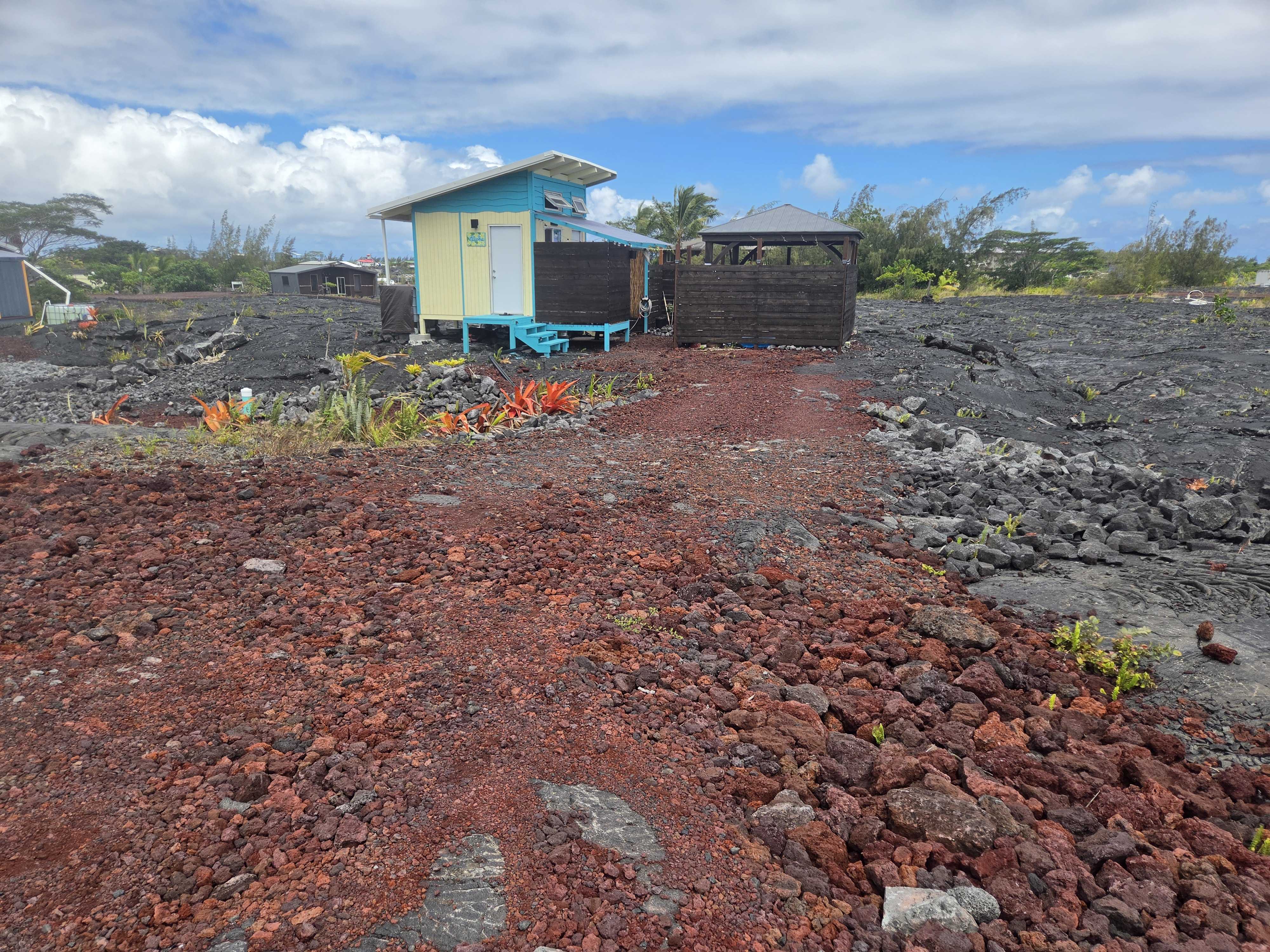 1 MAKANI RD, Pahoa, HI 96778