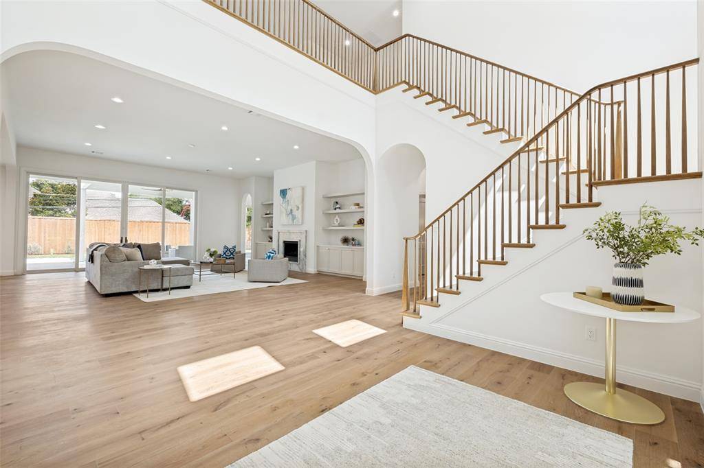 12129 Marbrook Drive, Dallas, TX 75230