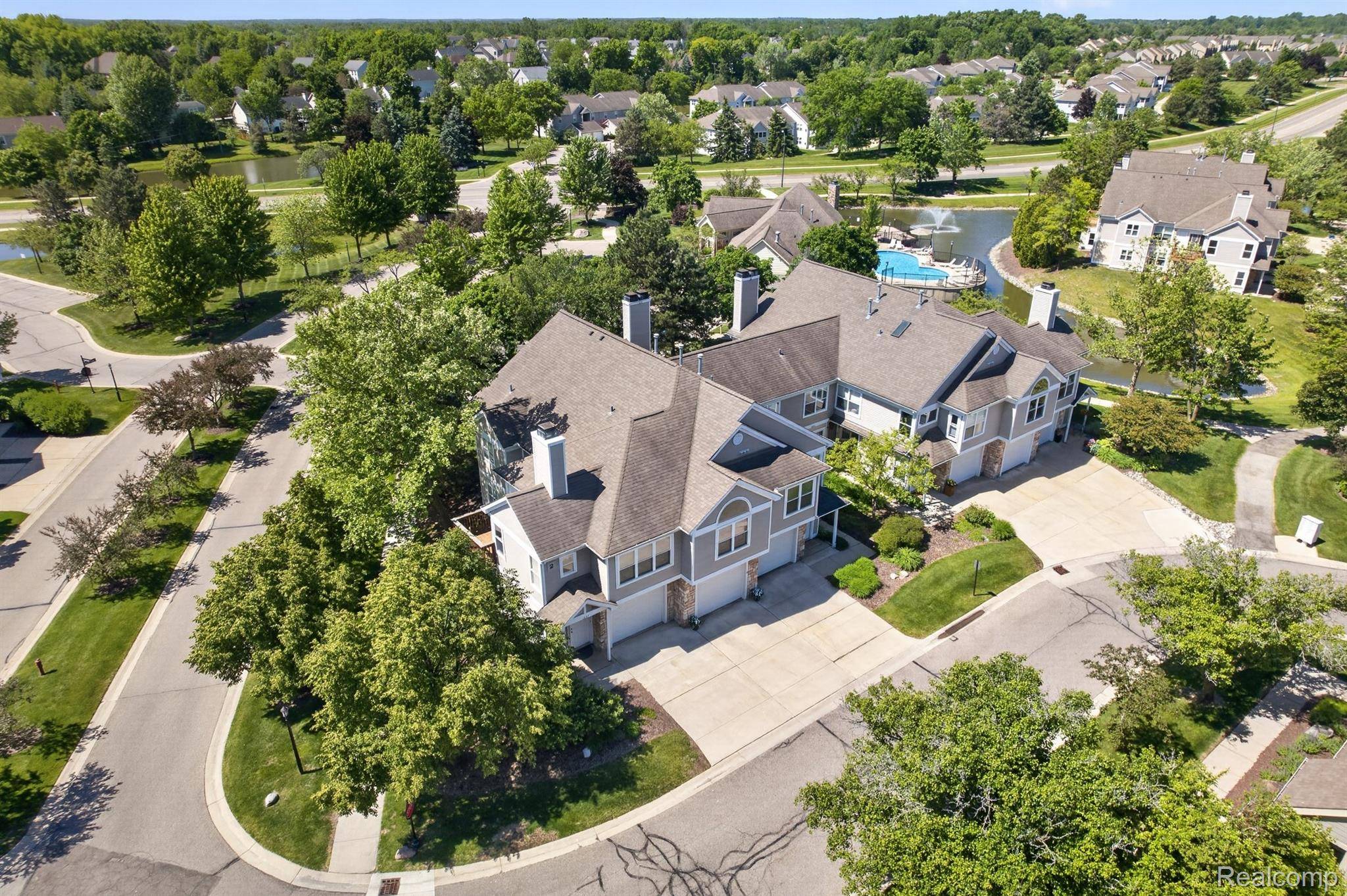 1641 Coburn DR, Ann Arbor, MI 48108