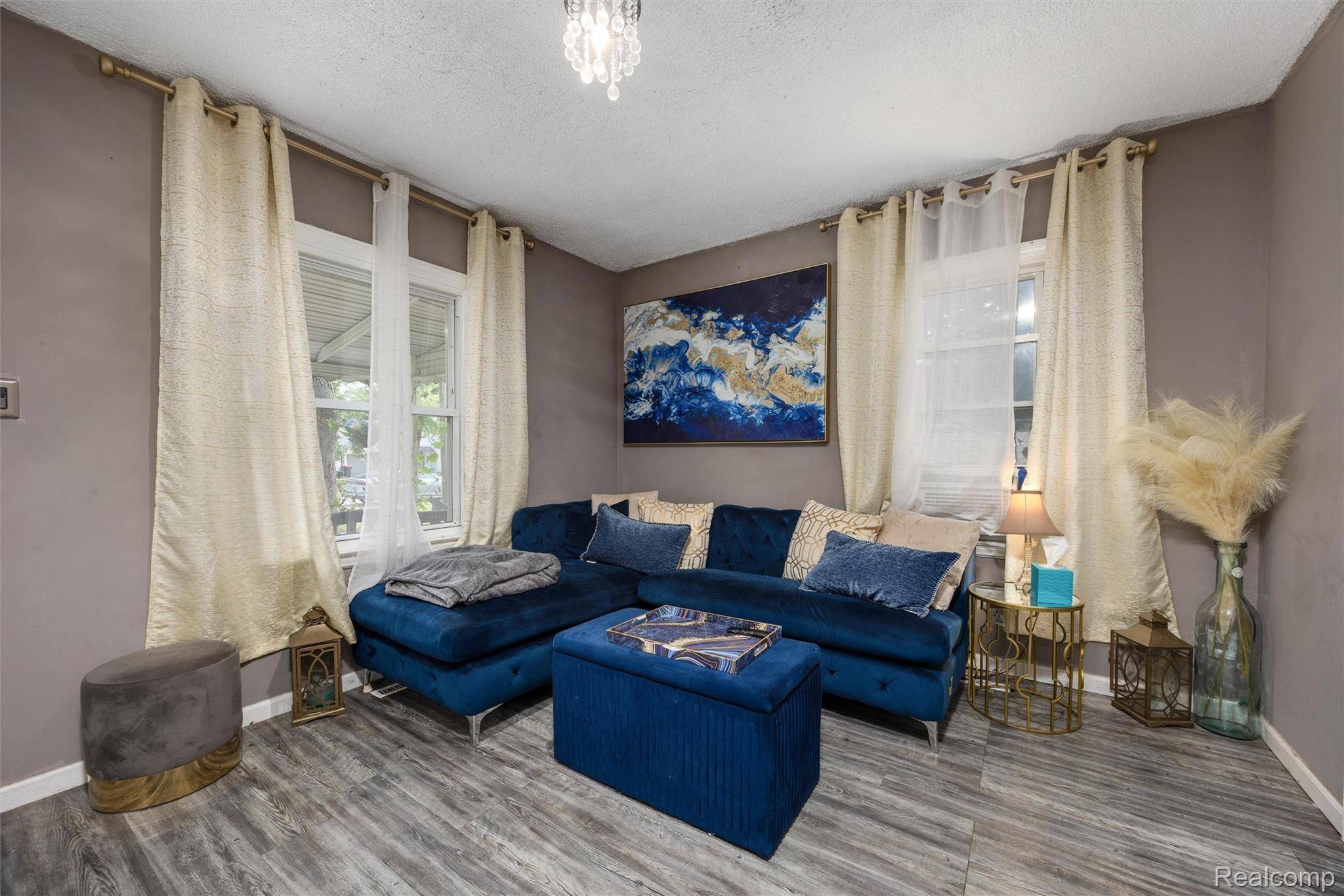 20816 Midway AVE, Southfield, MI 48075