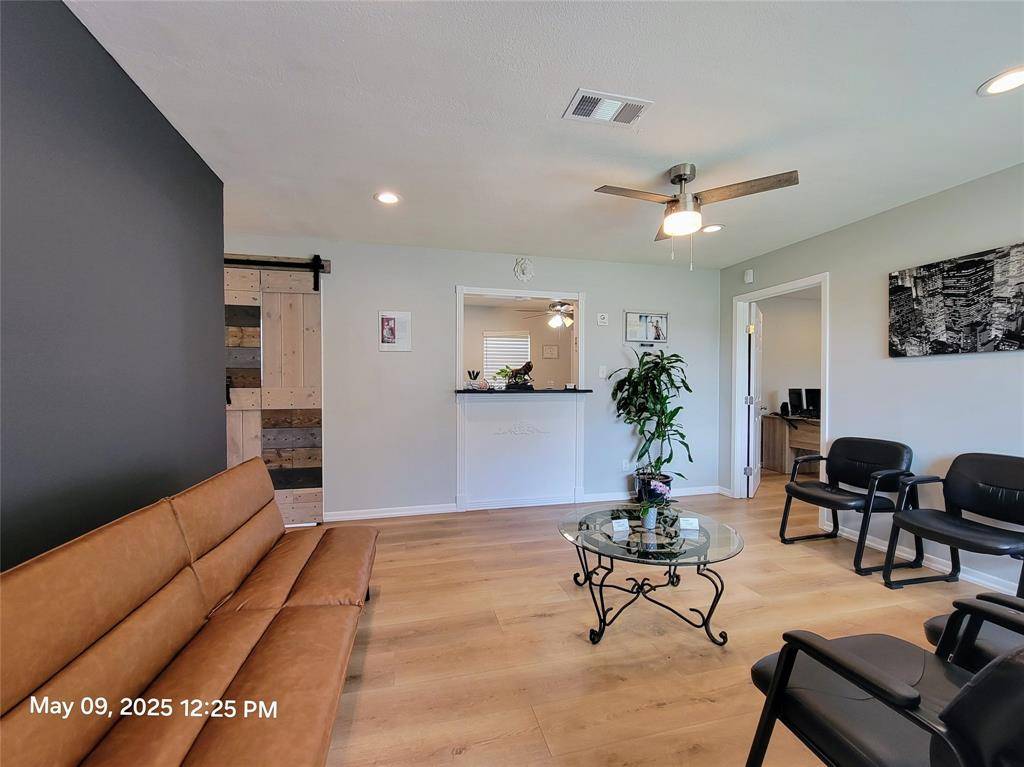 1913 Hemlock Drive, Haltom City, TX 76117