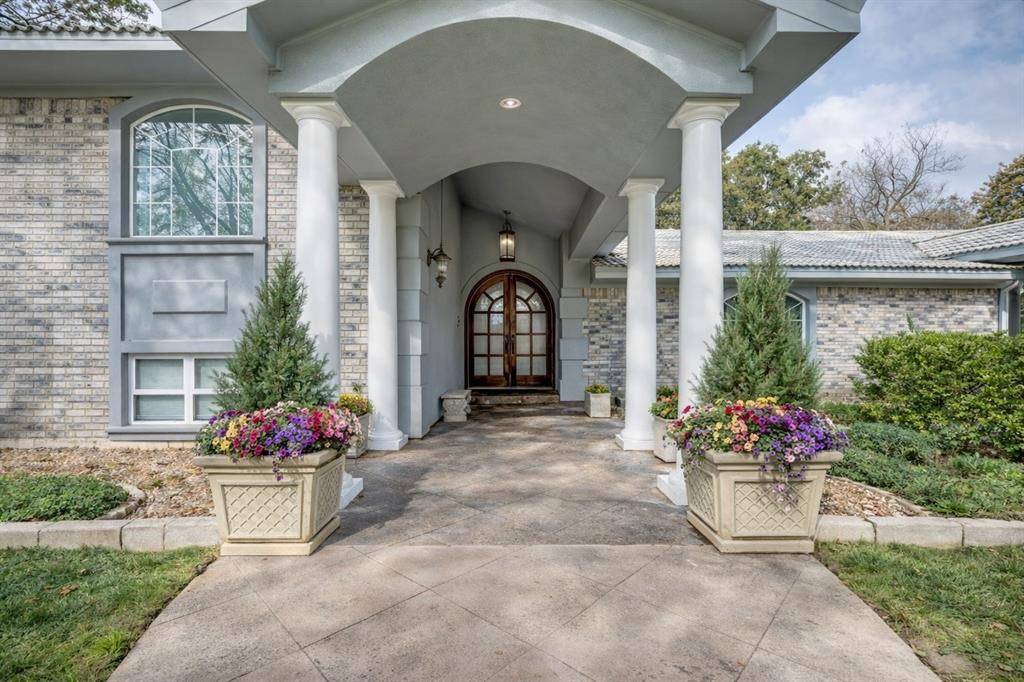 2525 Canyon Creek Drive, Sherman, TX 75092