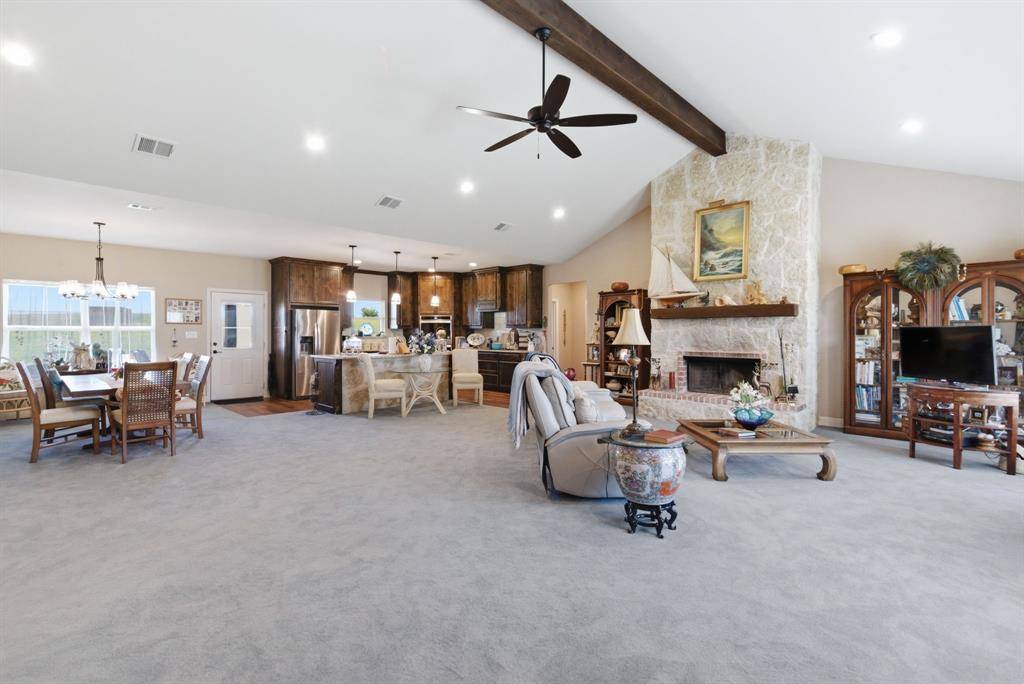 3020 Jolene Court, Springtown, TX 76082