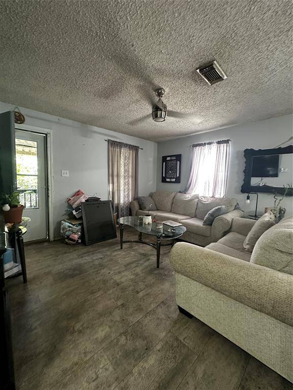 4119 Babcock Drive, Dallas, TX 75212