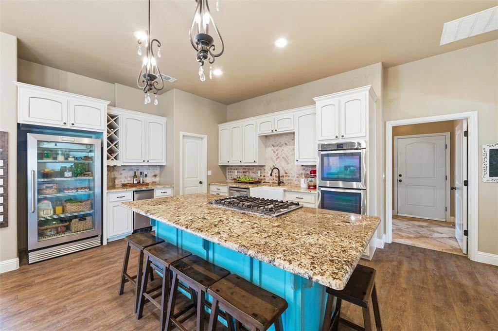 128 E Remuda Court, Fort Worth, TX 76108
