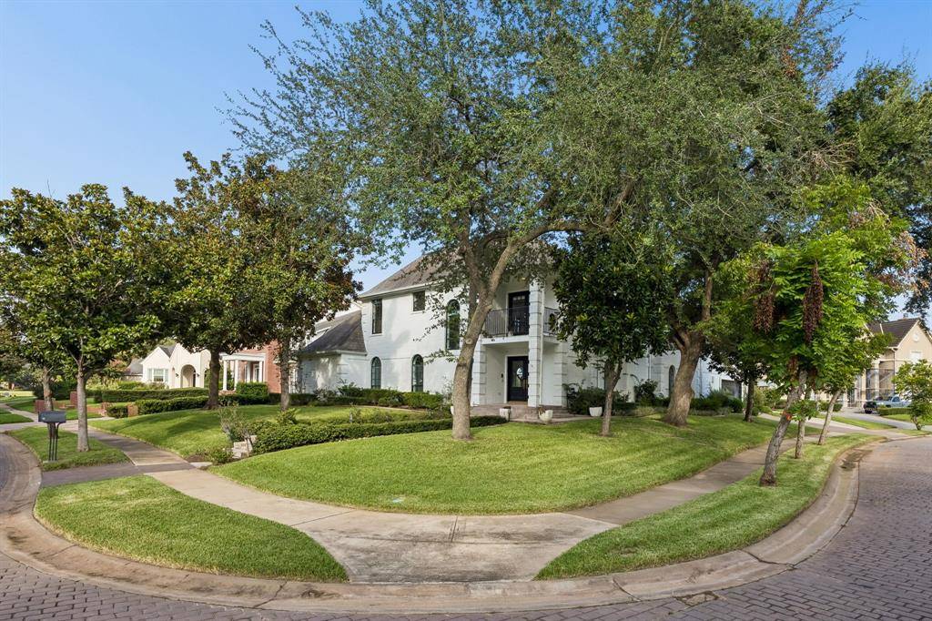 45 Clansmoor Court, Sugar Land, TX 77479