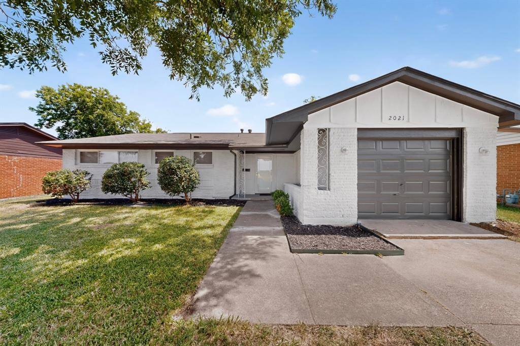 2021 Proctor Drive, Grand Prairie, TX 75051