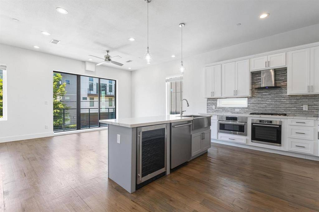 2450 N Garrett Avenue #14, Dallas, TX 75206