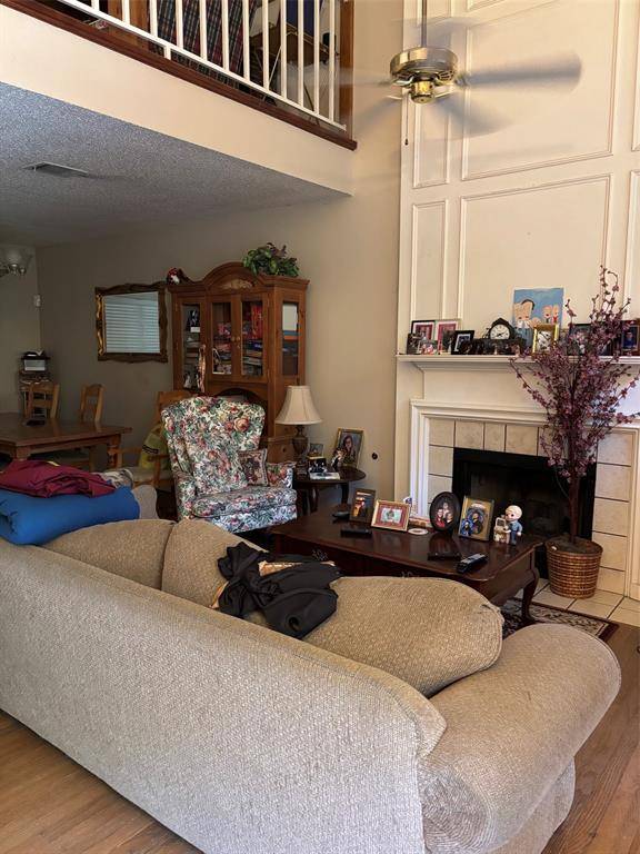 4435 Mercer Street, Grand Prairie, TX 75052
