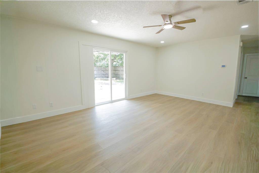 224 Southway Drive, Everman, TX 76140