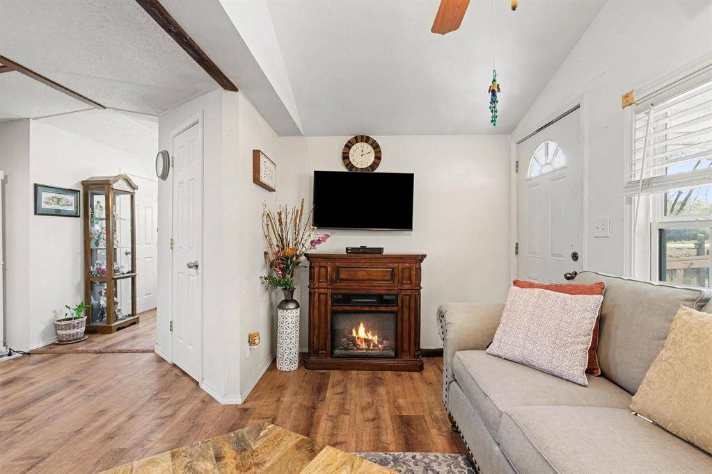 5591 County Road 920, Nevada, TX 75173