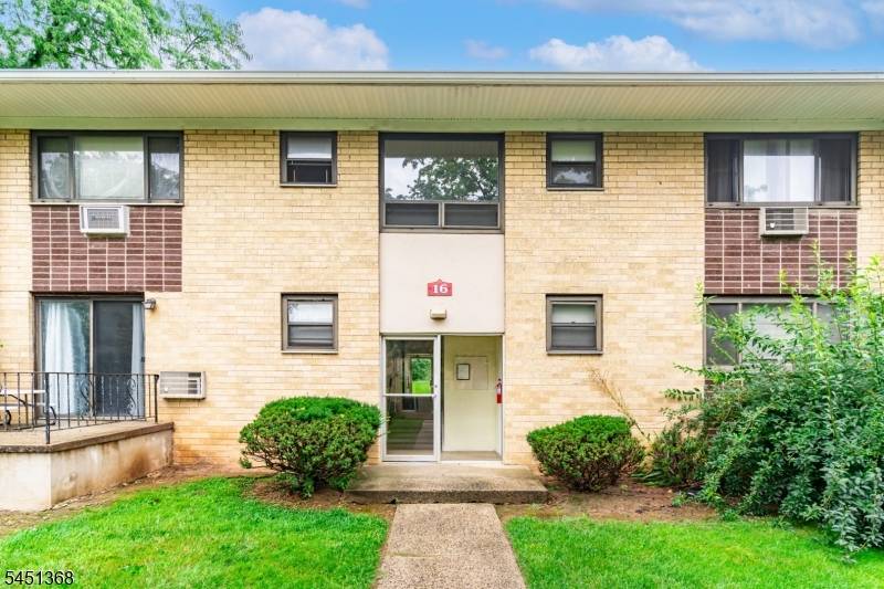 401 Us Highway 22 Unit B16U1, North Plainfield Boro, NJ 07060