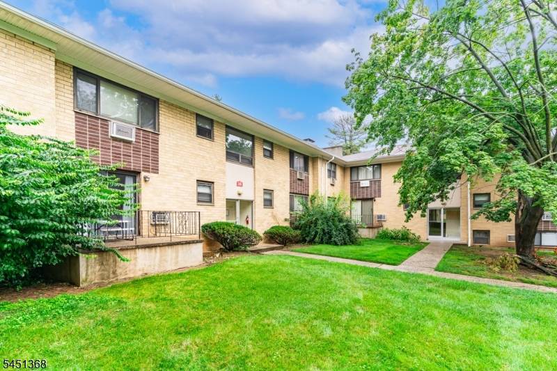401 Us Highway 22 Unit B16U1, North Plainfield Boro, NJ 07060