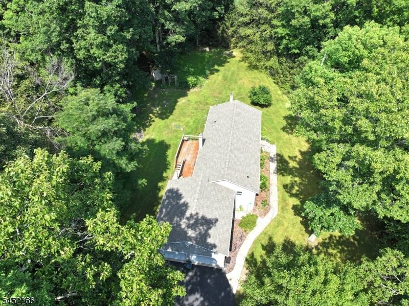 24 Fox Hollow Rd, Montague Twp., NJ 07827