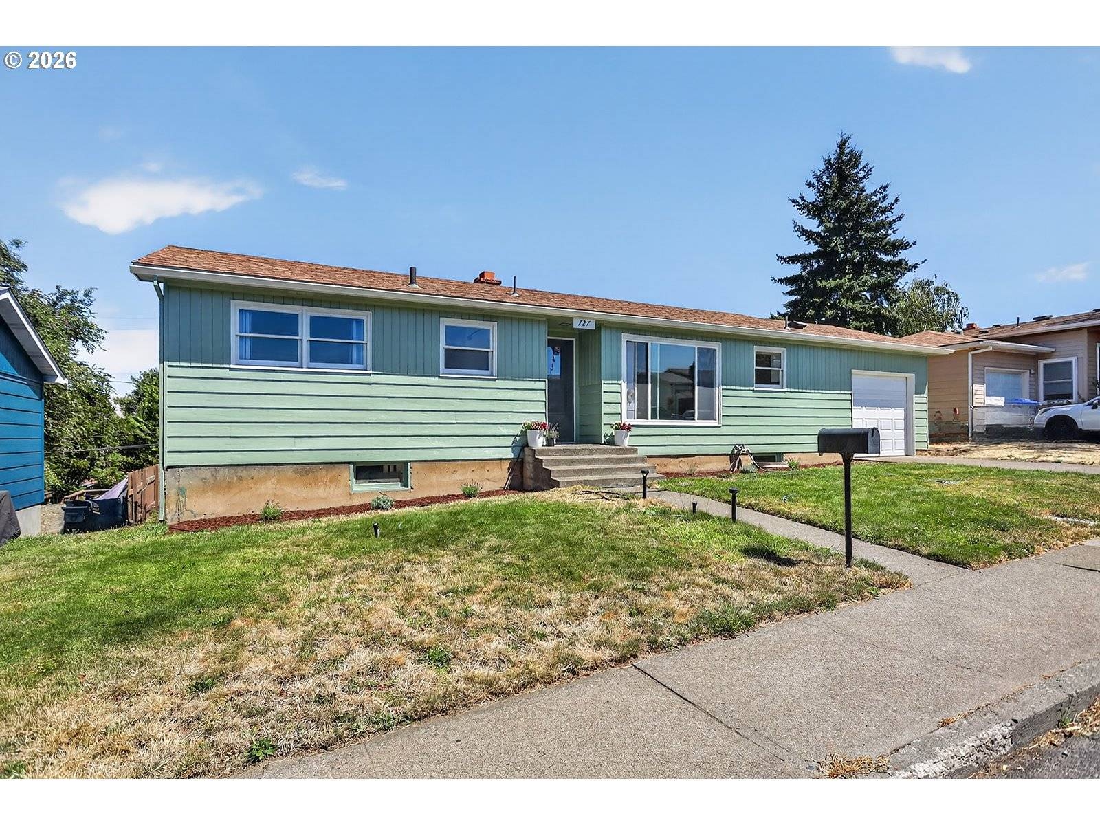 727 E 19TH ST, The Dalles, OR 97058