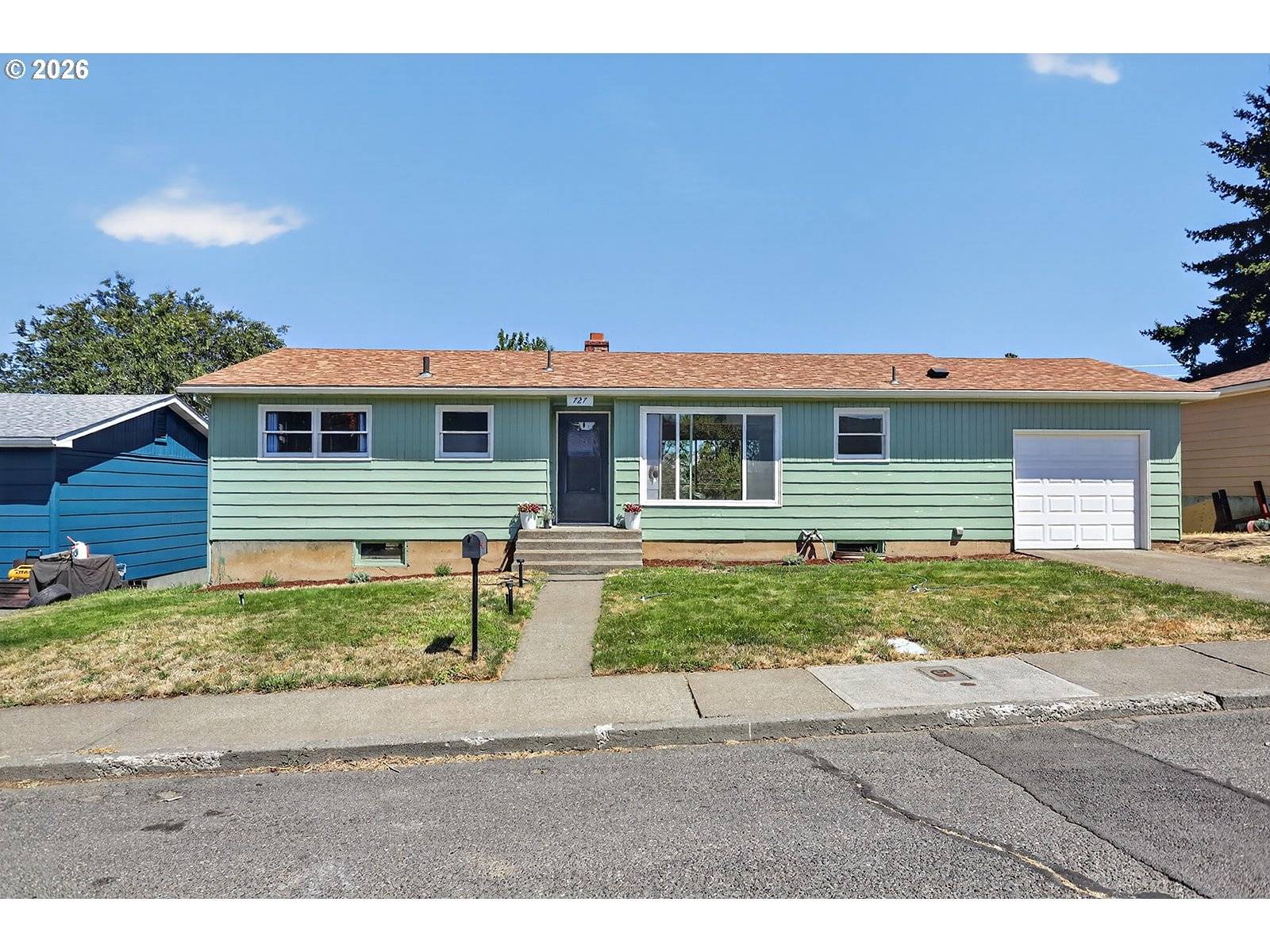 727 E 19TH ST, The Dalles, OR 97058