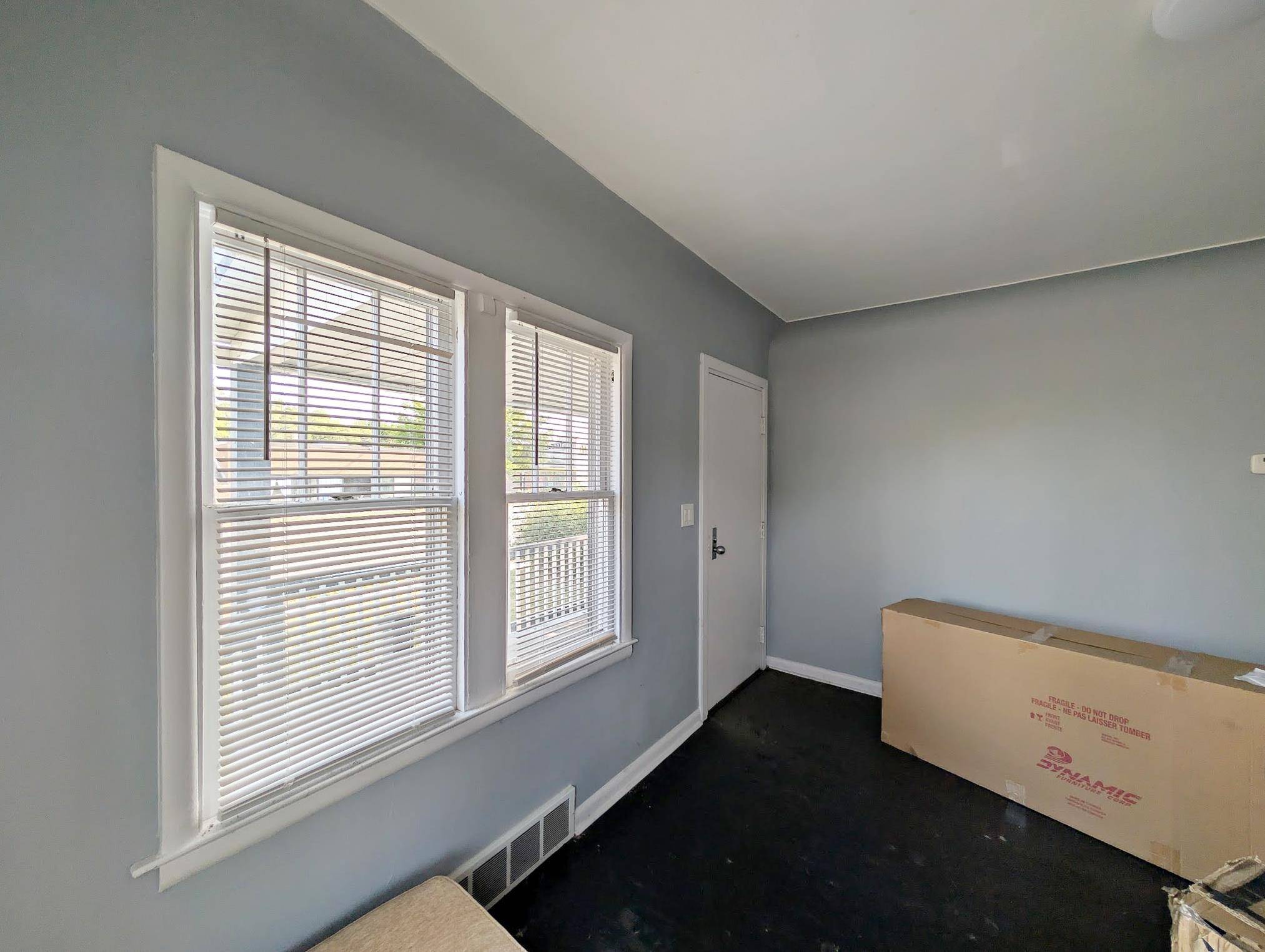3702 Davison RD, Flint, MI 48506