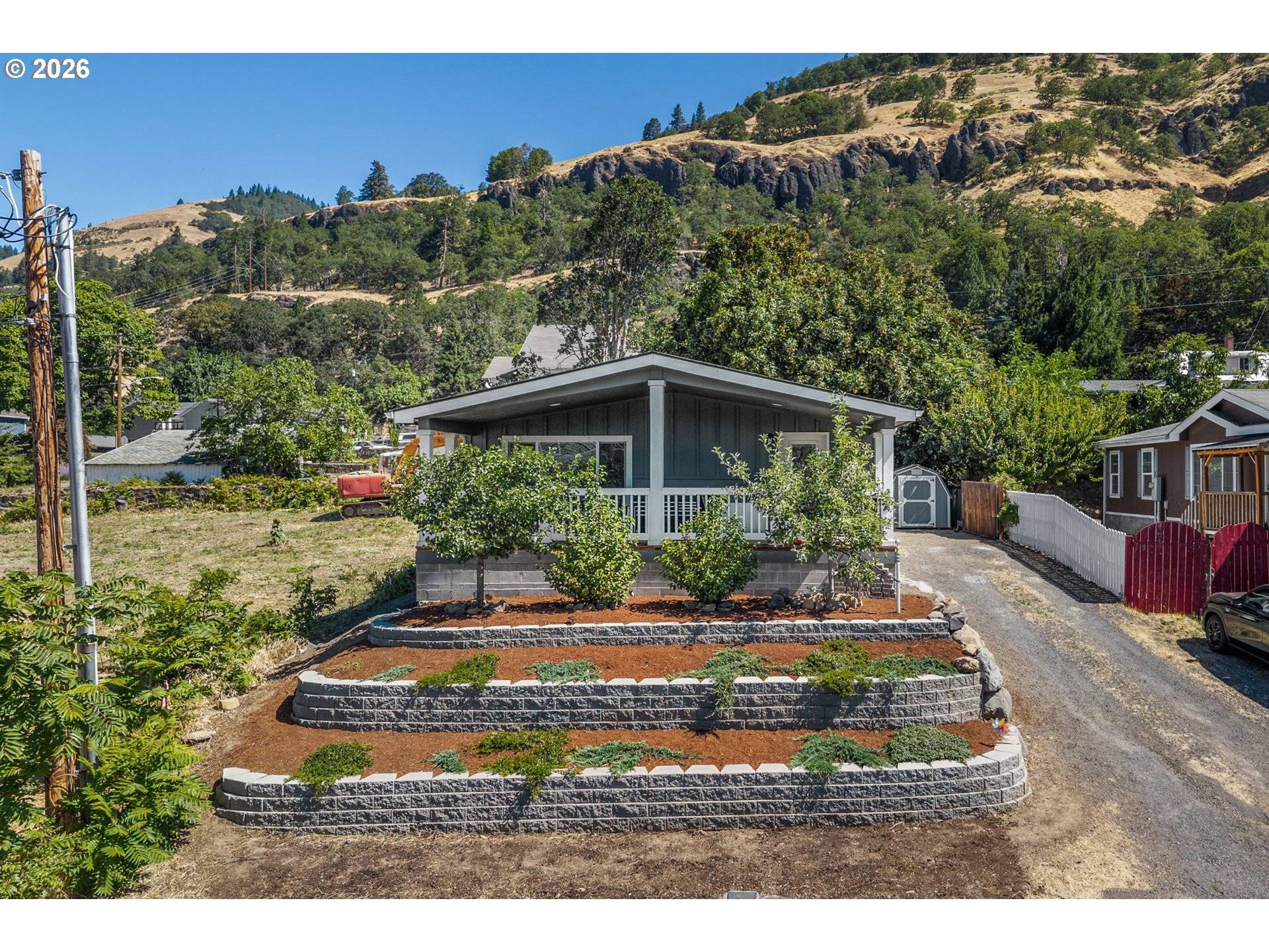 308 E HUMBOLDT ST, Bingen, WA 98605