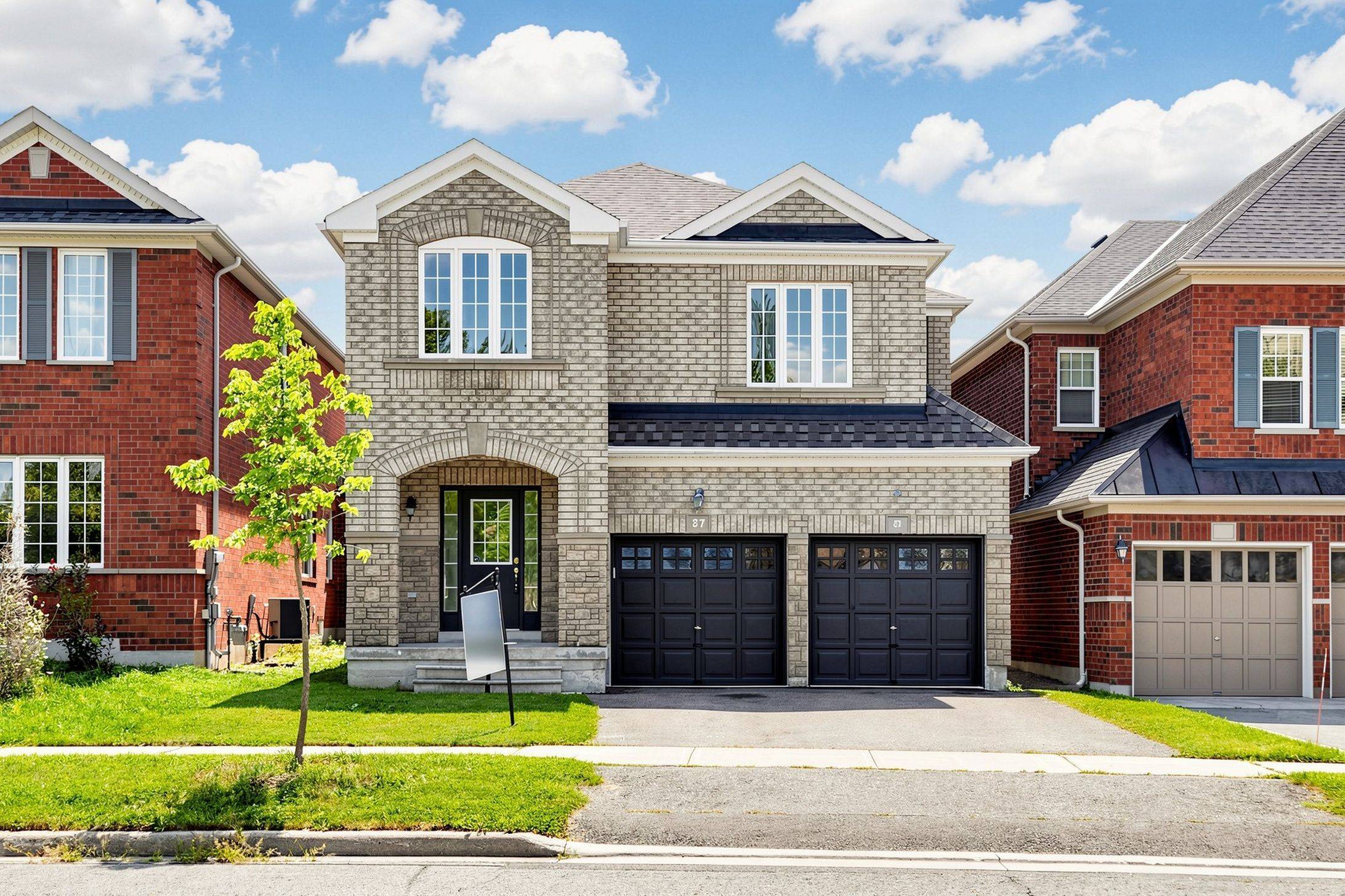 87 River Ridge BLVD, Aurora, ON L4G 7T9