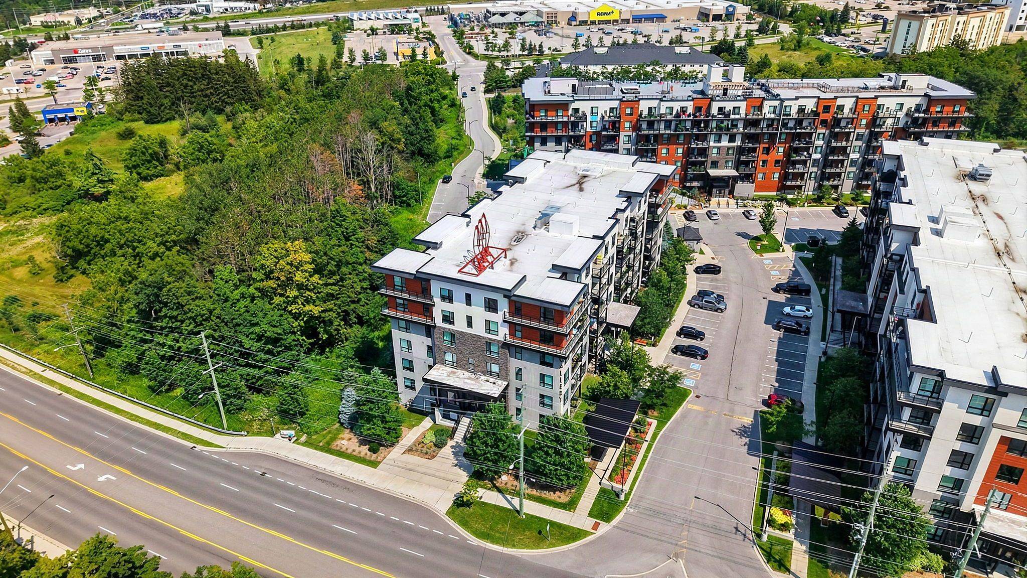 300 Essa RD ##304, Barrie, ON L4N 9Y4