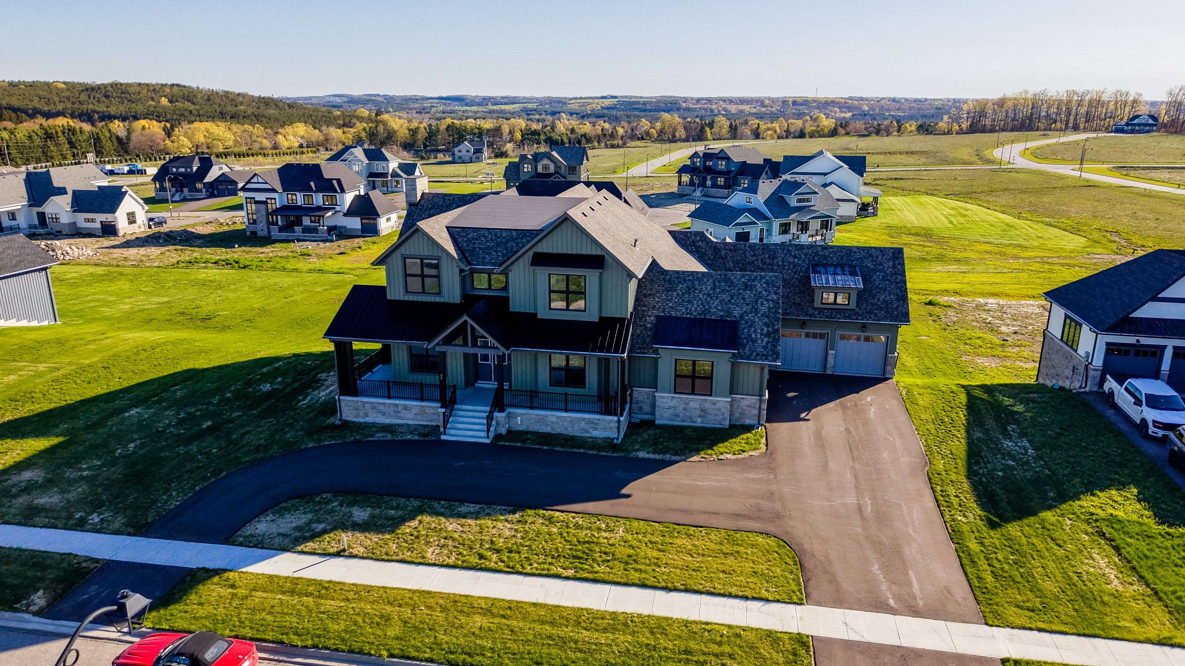 55 William Crisp DR E, Caledon, ON L7K 2R7