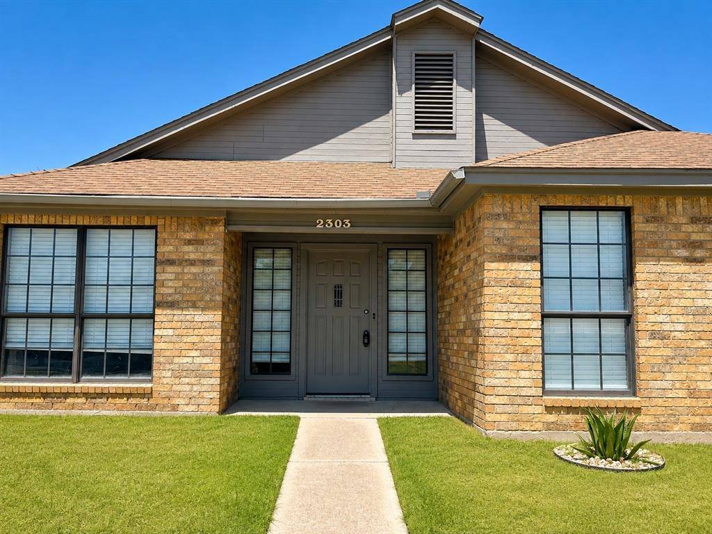 2303 Markland Street, Irving, TX 75060