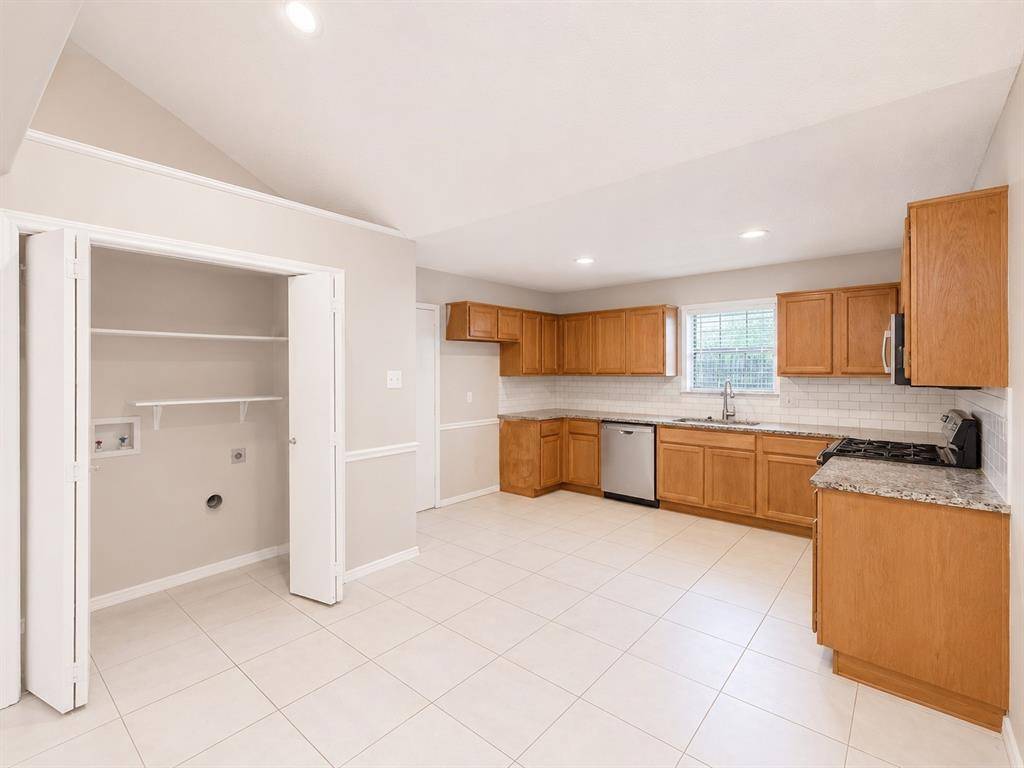 2303 Markland Street, Irving, TX 75060